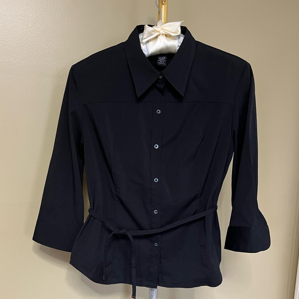 Classic Black Women's Top By EXPRESS   Size 13/14